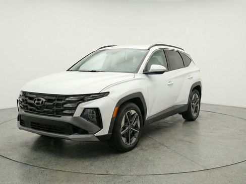 Used 2025 Hyundai Tucson SEL image 3