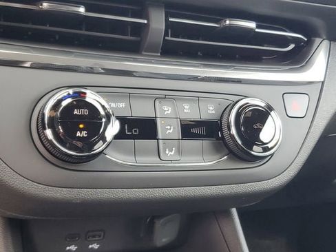 New 2026 Buick Envista Preferred w/ Convenience II Package FWD image 22