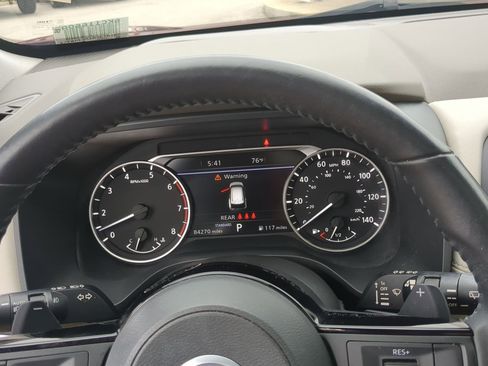 Used 2021 Nissan Rogue SL w/ Premium Package image 14