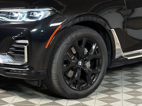 Used 2021 BMW X7 xDrive40i w/ Parking Assistance Package AWD/4WD image 4