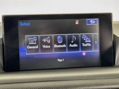 Used 2017 Lexus CT 200h FWD image 37