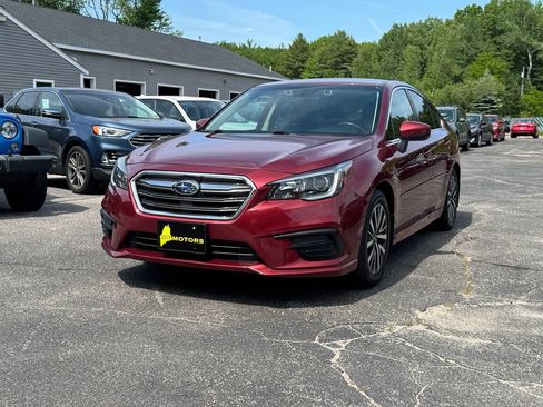 Used 2019 Subaru Legacy 2.5i Premium AWD/4WD image 2