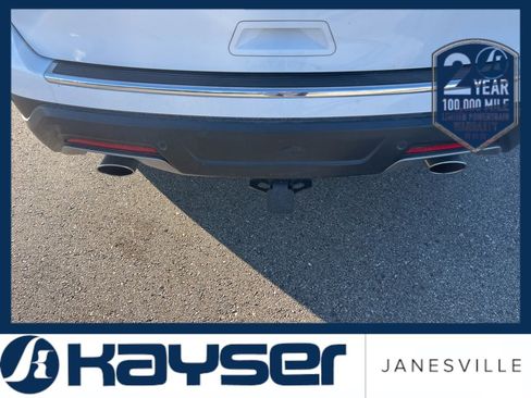 Used 2018 Ford Explorer XLT w/ Equipment Group 202A image 6