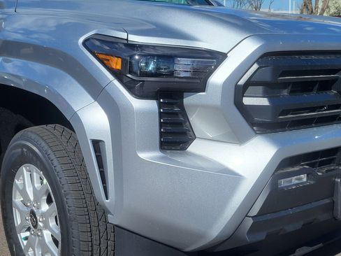New 2026 Toyota Tacoma SR5 AWD/4WD image 5
