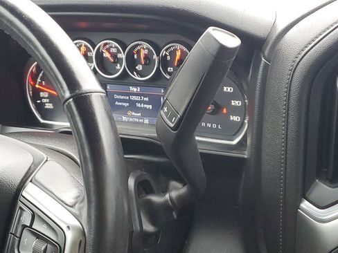 Used 2019 Chevrolet Silverado 1500 RST image 25