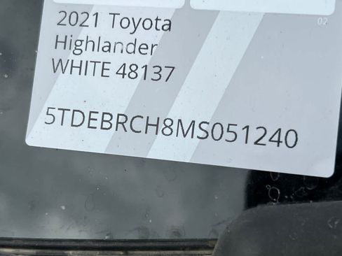 Used 2021 Toyota Highlander Platinum AWD/4WD image 23