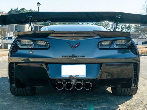 Used 2019 Chevrolet Corvette Z06 RWD image 7