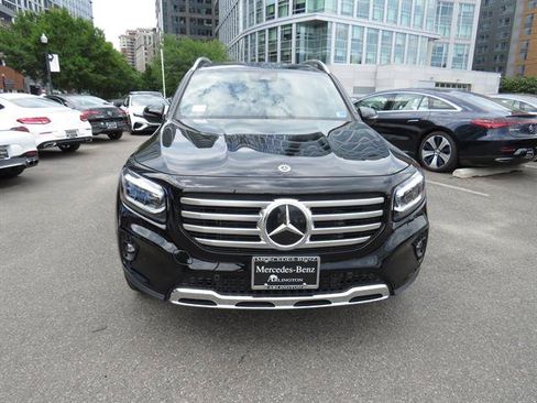 Used 2026 Mercedes-Benz GLB 250 4MATIC image 6