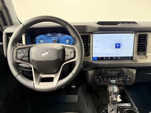 New 2025 Ford Bronco Outer Banks image 26