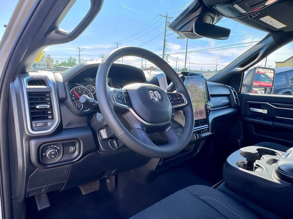 Used 2026 RAM 2500 Big Horn AWD/4WD image 13