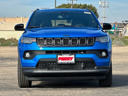 New 2026 Jeep Compass Latitude AWD/4WD image 5