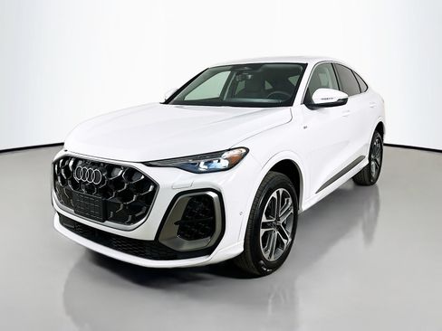 New 2026 Audi Q5 Premium Plus AWD/4WD image 1