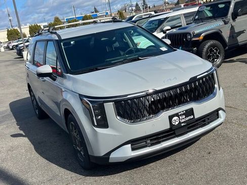 New 2026 Kia Carnival EX FWD image 7
