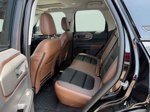 Used 2025 Ford Bronco Sport Outer Banks w/ Outer Banks Tech Package+ AWD/4WD image 5