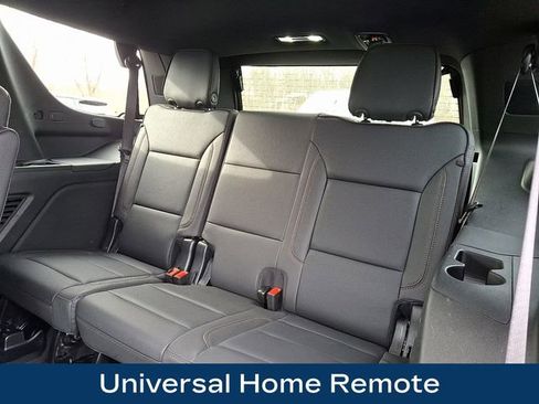 Used 2025 Chevrolet Tahoe High Country image 14