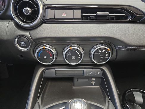 New 2025 MAZDA MX-5 Miata Grand Touring image 17