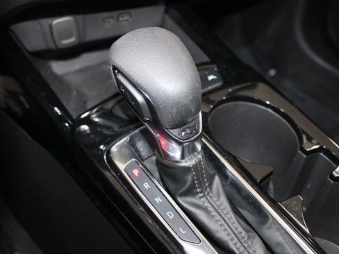 Used 2024 Chevrolet Trax ACTIV w/ Sunroof Package FWD image 37