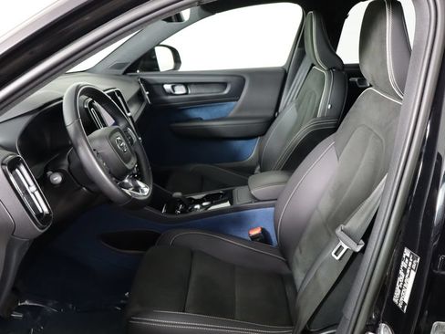 Used 2023 Volvo XC40 Recharge Plus AWD/4WD image 14