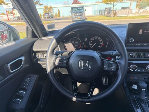 Certified 2024 Honda Civic Sport image 12