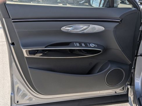 New 2026 Genesis GV70 2.5T image 10