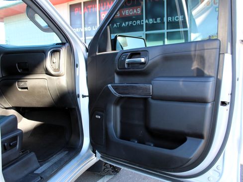 Used 2020 Chevrolet Silverado 1500 LTZ w/ LTZ Convenience Package image 20