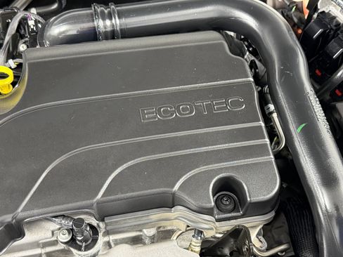 Used 2024 Chevrolet Malibu LT w/ LPO, Floor Liner Package FWD image 19