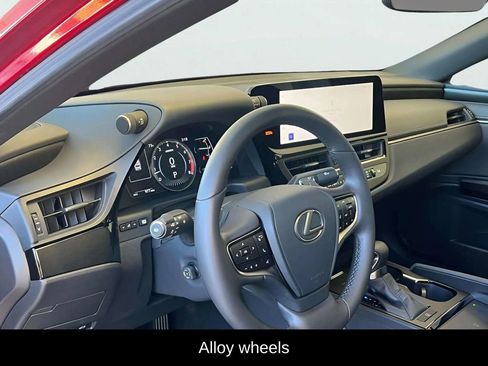 Used 2025 Lexus ES 350 w/ Premium Package image 16