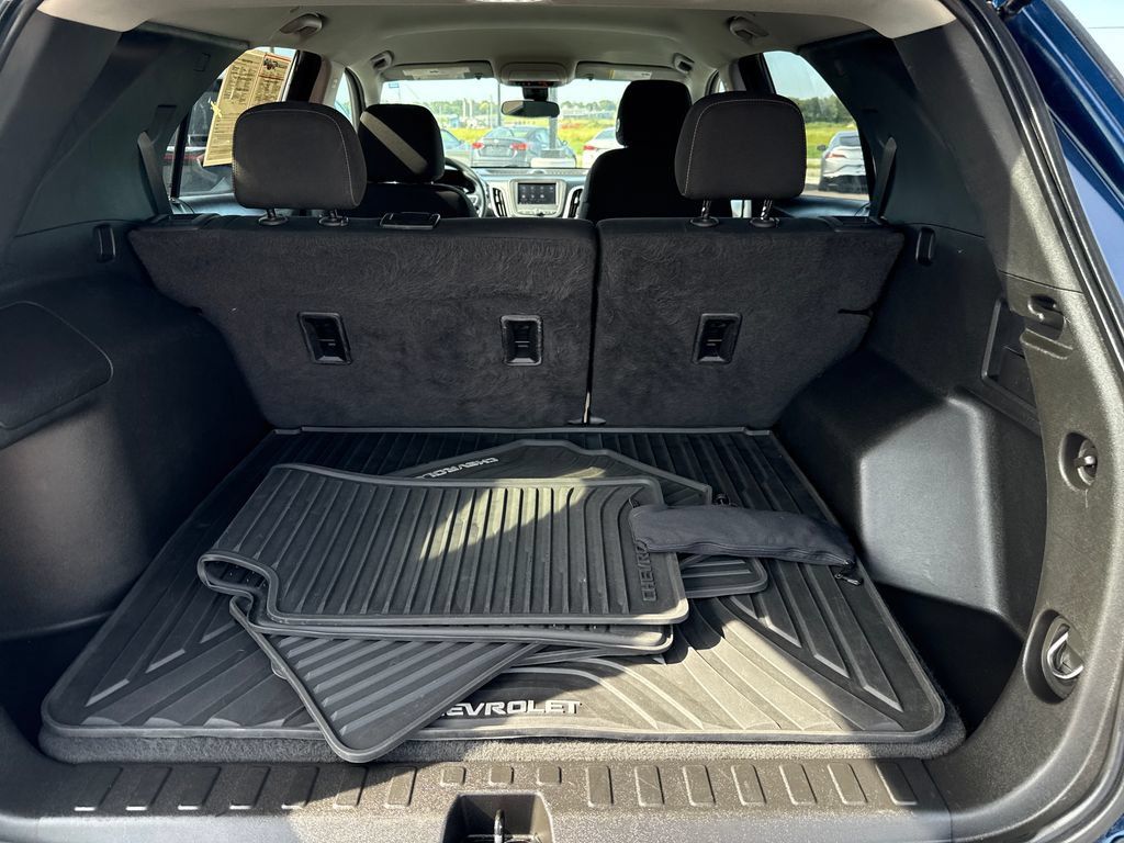 Used 2021 Chevrolet Equinox LT AWD/4WD image 23