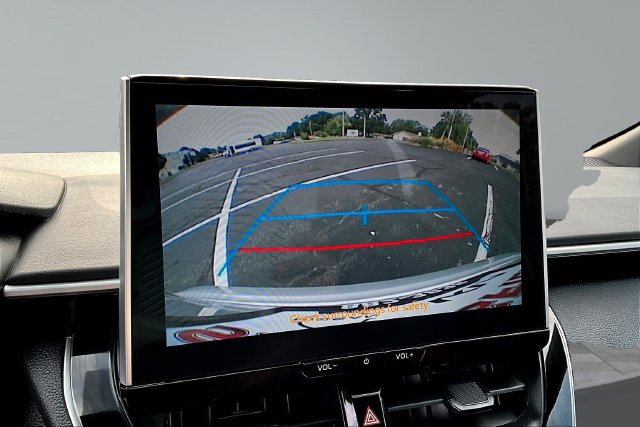 Used 2026 Toyota Corolla SE w/ SE Package FWD image 13