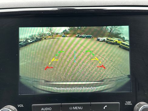 Certified 2022 Nissan Frontier SV image 29