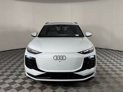 Used 2025 Audi Q6 e-tron Premium Plus w/ Premium Plus RWD image 12