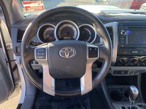 Used 2013 Toyota Tacoma 4x4 Double Cab w/ TRD Sport Pkg image 14