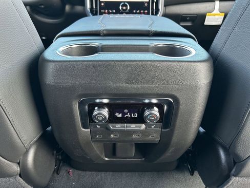 New 2026 GMC Yukon Denali w/ Advanced Technology Package image 22