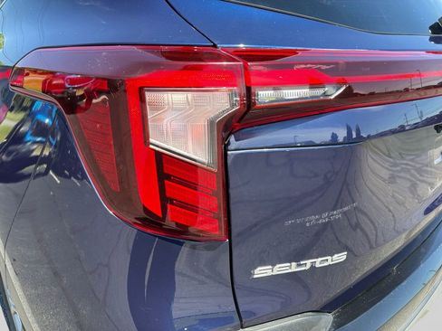 Used 2024 Kia Seltos S AWD/4WD image 21