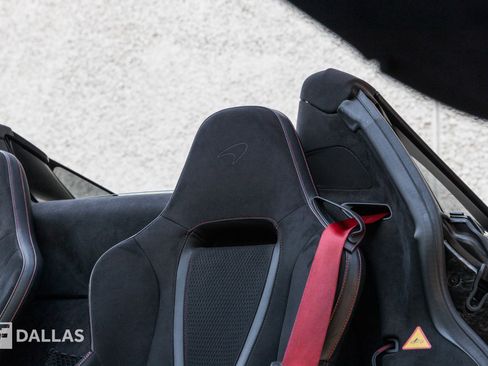 Used 2024 McLaren 750S Spider image 22