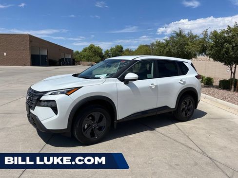 Used 2026 Nissan Rogue SV w/ Cold Weather Package FWD image 1