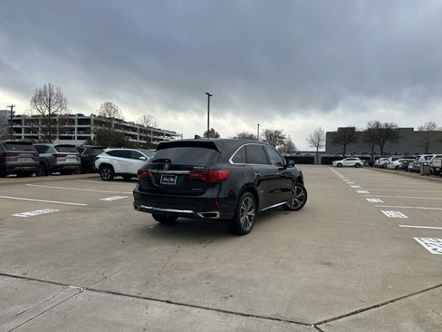 Used 2019 Acura MDX w/ Technology & Entertainment image 4