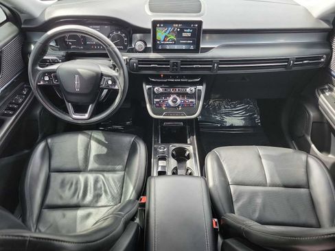 Used 2021 Lincoln Corsair AWD w/ Premium Package image 13