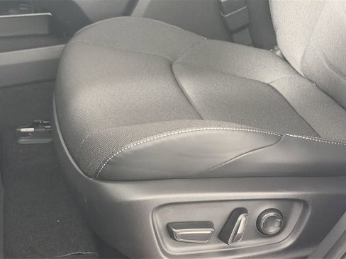 New 2026 Toyota C-HR AWD/4WD image 18
