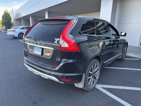 Used 2017 Volvo XC60 T6 Dynamic w/ Preferred Option Package image 4