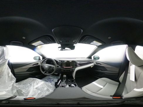 New 2026 Toyota Camry SE image 33