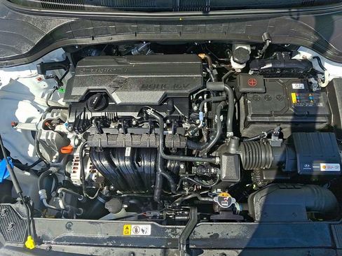 Used 2023 Hyundai Kona SE w/ Cargo Package image 31