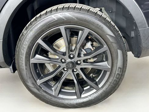 Certified 2019 Ford Explorer XLT w/ Equipment Group 202A image 8