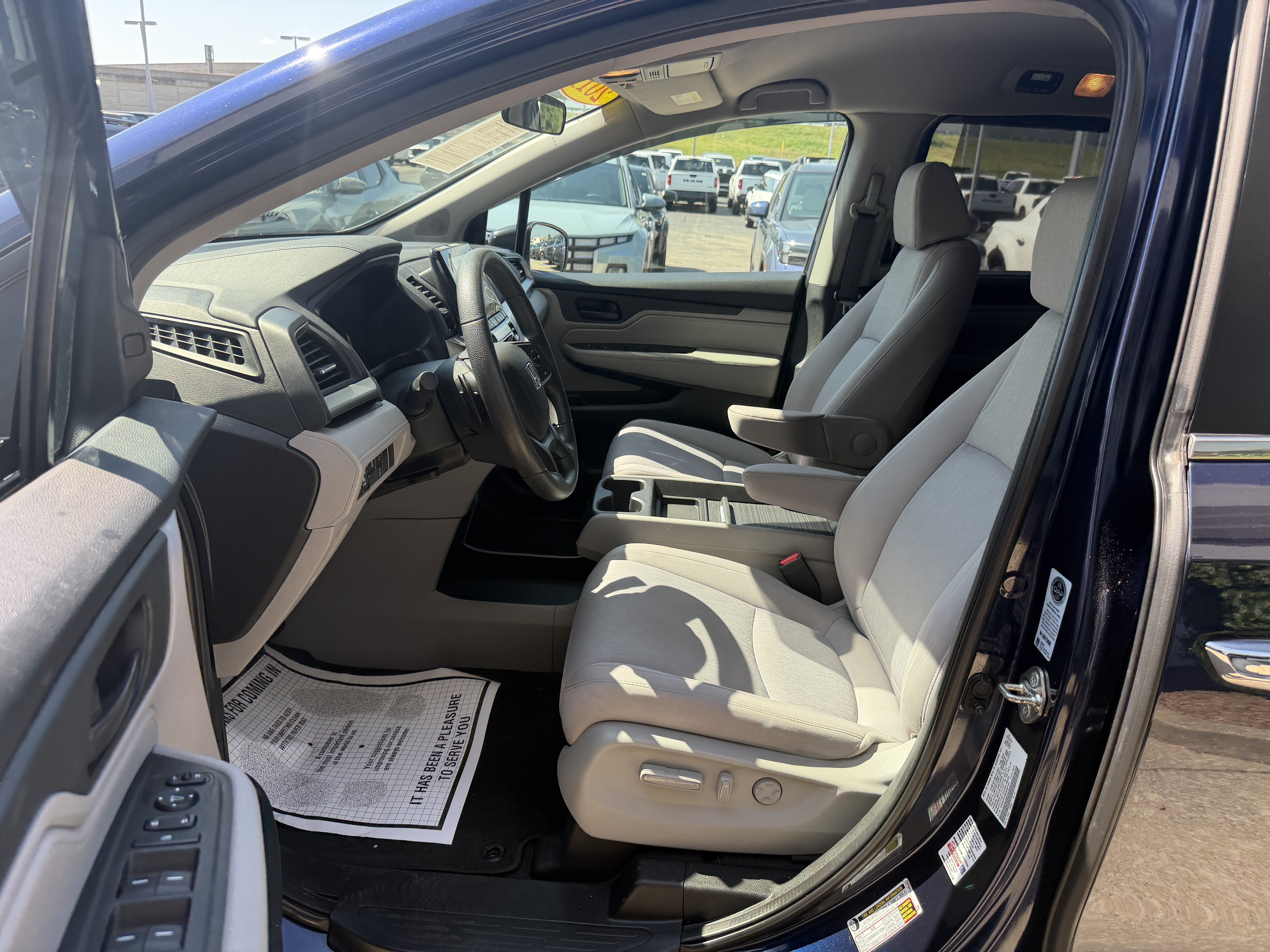 Used 2019 Honda Odyssey EX image 18