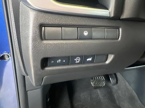 Certified 2023 Nissan Rogue SL FWD image 52