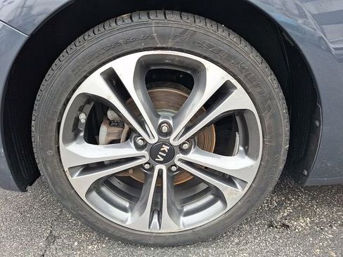 Used 2014 Kia Forte EX image 11