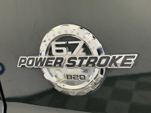 Used 2014 Ford F250 XLT w/ XLT Premium Package image 10