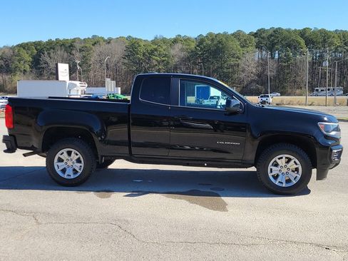 Used 2022 Chevrolet Colorado LT w/ Fleet Safety Package image 2