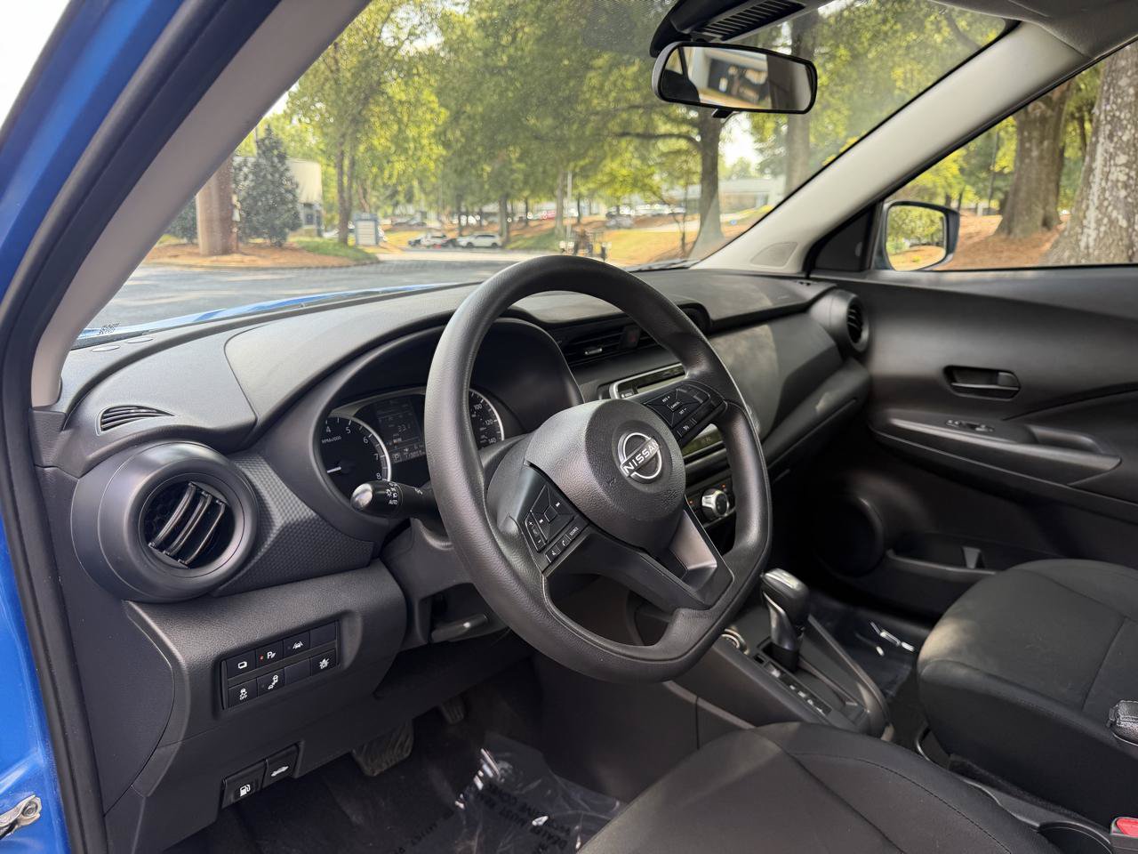 Used 2024 Nissan Kicks S FWD image 10