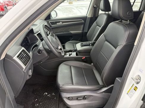 Used 2023 Volkswagen Atlas SE image 13